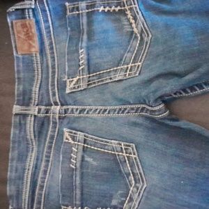 BKE Sabrina size 29 x 31.5 nice jeans